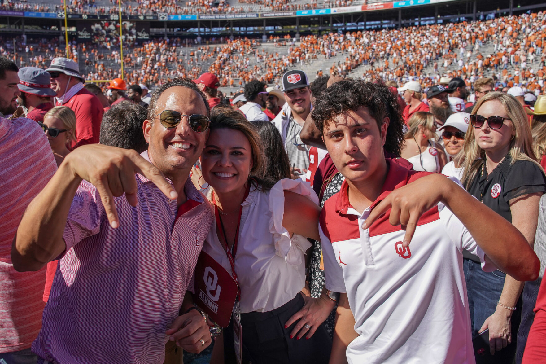 Joseph Harroz with wife and son